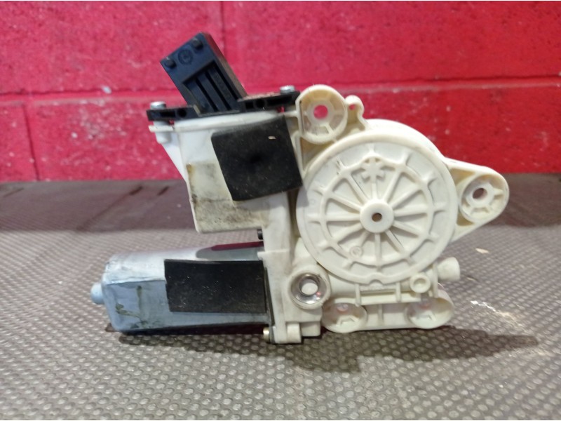 Recambio de motor elevalunas delantero izquierdo para opel vectra c berlina  | 0.02 - 0.05  | 0.02 - 0.05 referencia OEM IAM 917