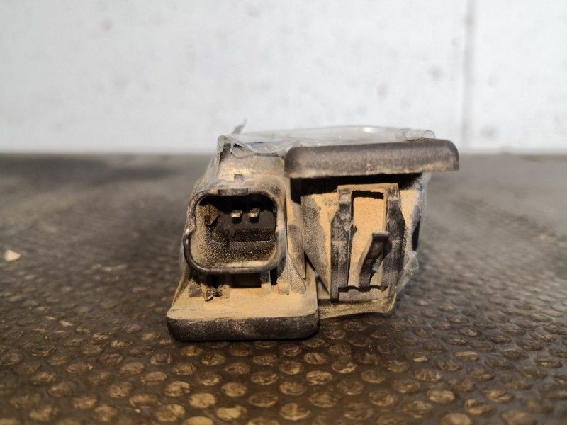 Recambio de pilotos matricula para peugeot 406 berlina (s1/s2) 2.0 referencia OEM IAM    Recambio de pilotos matricula para peugeot 406 berlina (s1/s2) 2.0 referencia OEM IAM