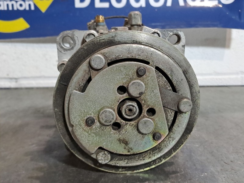 Recambio de compresor aire acondicionado para renault clio clio 1.4 rn referencia OEM IAM 9076  