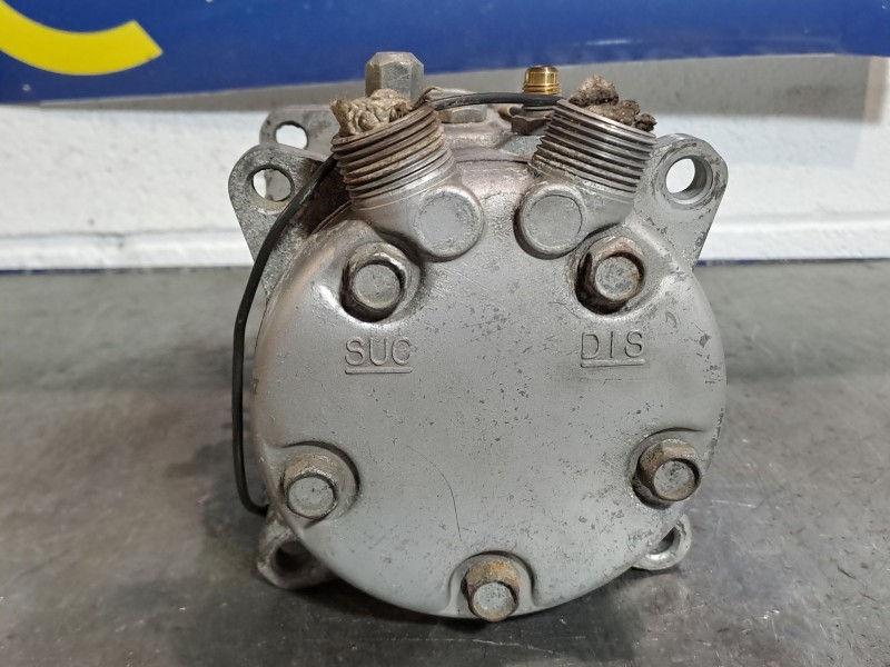 Recambio de compresor aire acondicionado para renault clio clio 1.4 rn referencia OEM IAM 9076  