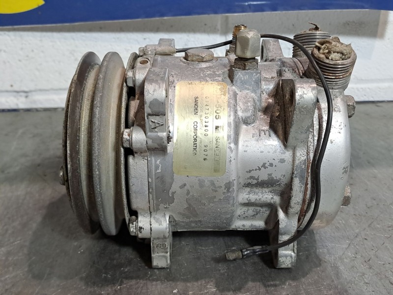 Recambio de compresor aire acondicionado para renault clio clio 1.4 rn referencia OEM IAM 9076  