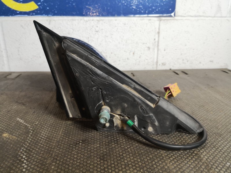 Recambio de retrovisor izquierdo para seat ibiza (6l1) 1.4 16v referencia OEM IAM ELECTRICO  