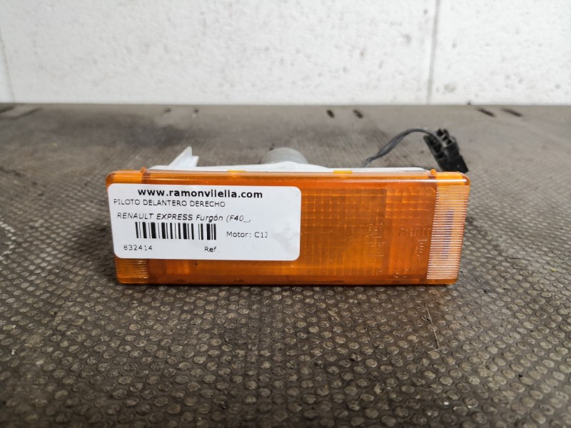 Recambio de piloto delantero derecho para renault express furgón (f40_, g40_) 1.4 referencia OEM IAM 7700811996  