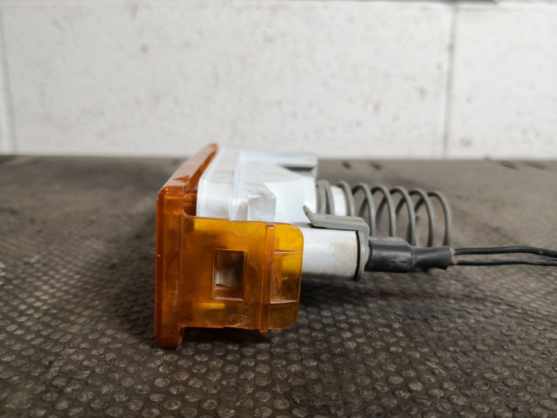 Recambio de piloto delantero derecho para renault express furgón (f40_, g40_) 1.4 referencia OEM IAM 7700811996  