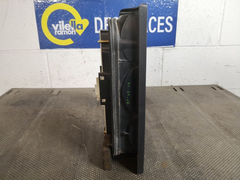 Recambio de piloto trasero derecho para renault express furgón (f40_, g40_) 1.4 referencia OEM IAM   