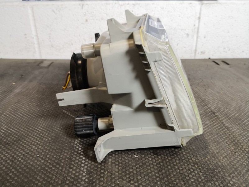 Recambio de faro derecho para seat ibiza ibiza 1.2 clx / special referencia OEM IAM    Recambio de faro derecho para seat ibiza ibiza 1.2 clx / special referencia OEM IAM