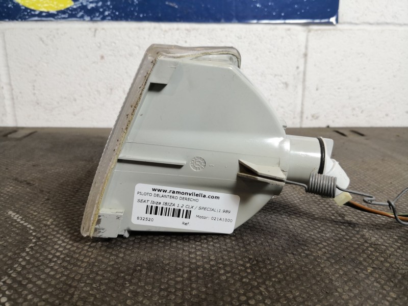 Recambio de piloto delantero derecho para seat ibiza ibiza 1.2 clx / special referencia OEM IAM    Recambio de piloto delantero derecho para seat ibiza ibiza 1.2 clx / special referencia OEM IAM
