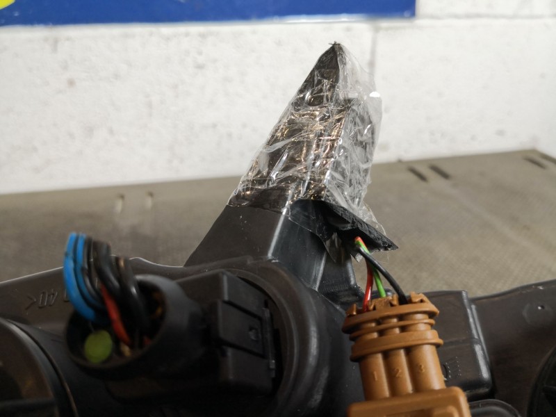 Recambio de faro derecho para rover serie 25 (rf) 1.1 referencia OEM IAM 89003770  