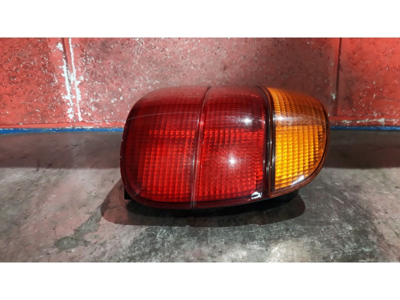 Recambio de piloto trasero derecho para bmw serie 3 compacto (e36) 316i | 04.94 - 12.99 316i | 04.94 - 12.99 referencia OEM IAM 
