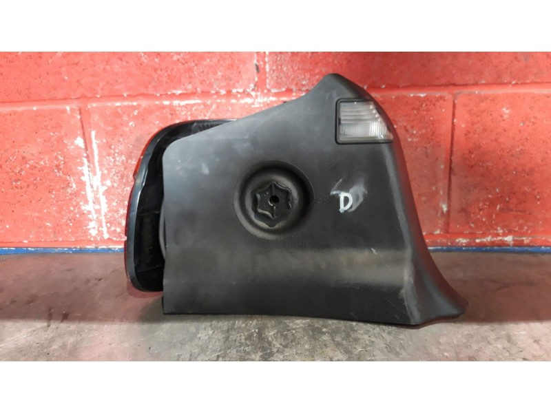 Recambio de piloto trasero derecho para bmw serie 3 compacto (e36) 316i | 04.94 - 12.99 316i | 04.94 - 12.99 referencia OEM IAM 