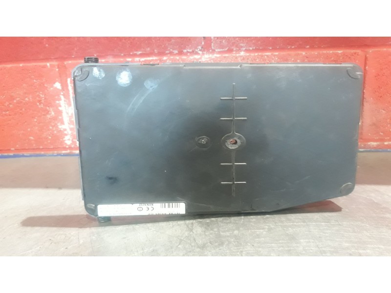 Recambio de caja reles fusibles para renault scenic ii 1.9 dci diesel | 0.03 - ... 1.9 dci diesel | 0.03 - ... referencia OEM IA