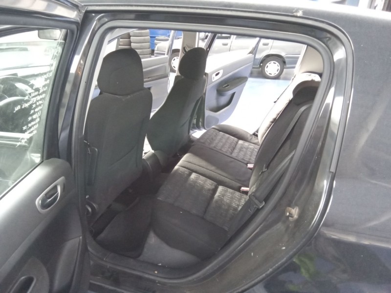 peugeot 307 (s1) 1.6 16v cat | 0.01 - 0.05 del año 2001