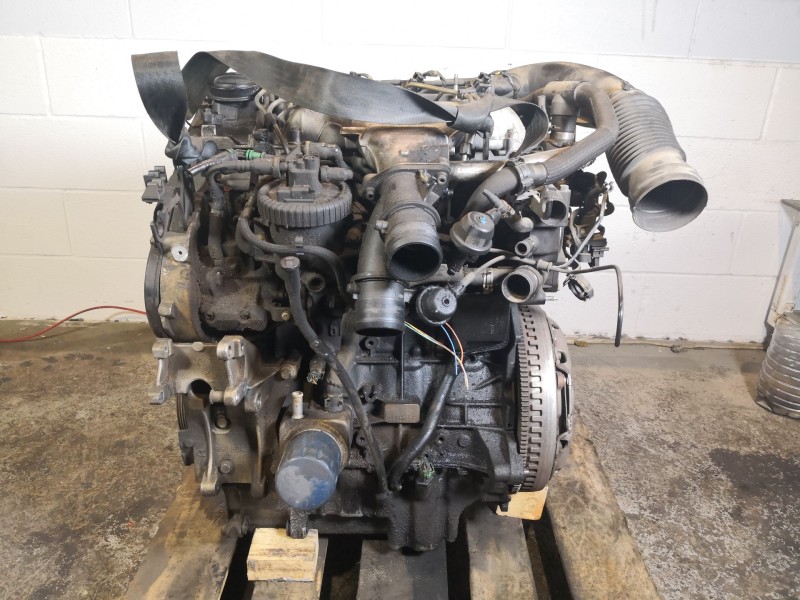 Recambio de motor completo para citroen c5 berlina 2.2 hdi fap referencia OEM IAM 4HX  