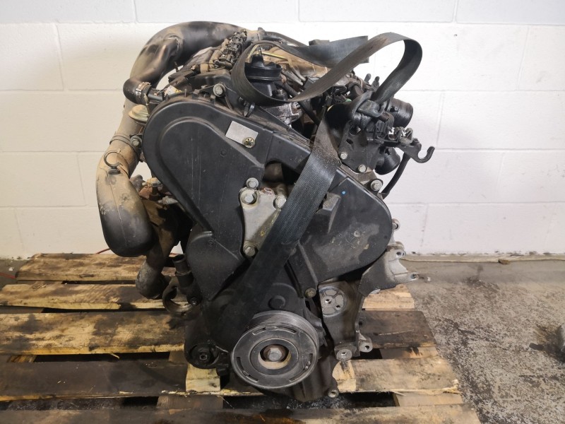 Recambio de motor completo para citroen c5 berlina 2.2 hdi fap referencia OEM IAM 4HX  