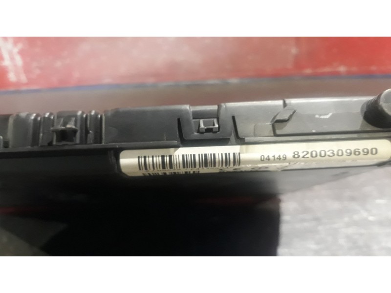 Recambio de caja reles fusibles para renault scenic ii 1.9 dci diesel | 0.03 - ... 1.9 dci diesel | 0.03 - ... referencia OEM IA
