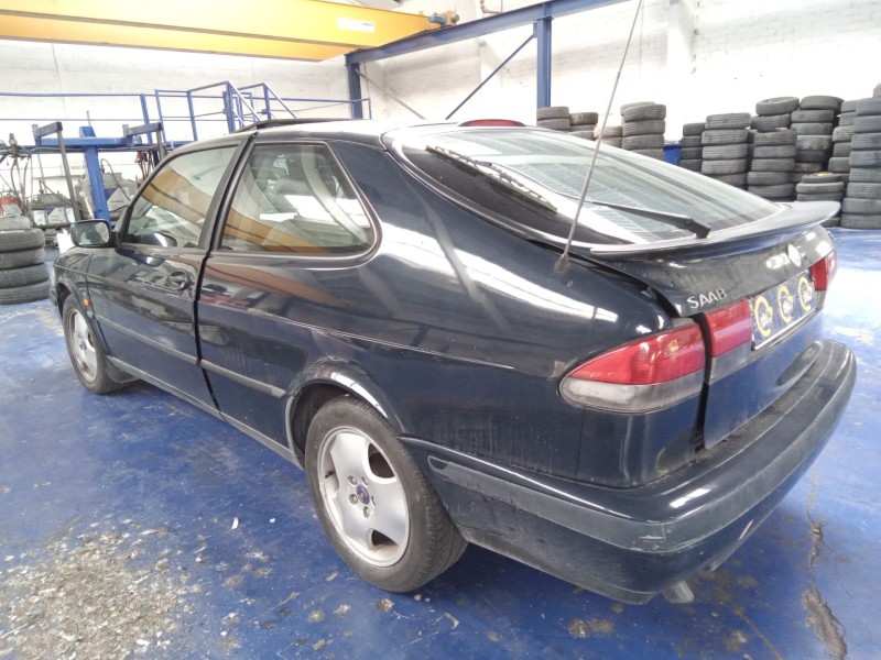 saab 9-3 berlina del año 1999