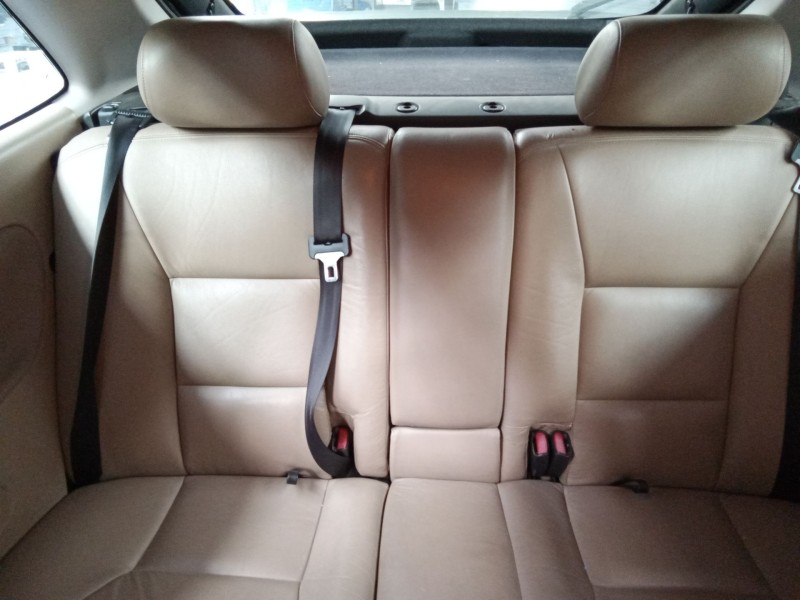 saab 9-3 berlina del año 1999