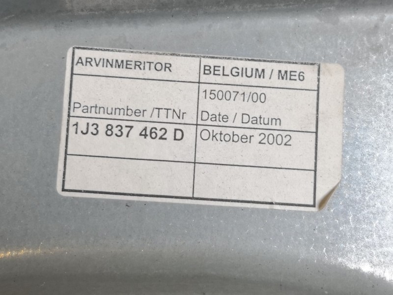 Recambio de elevalunas delantero derecho para volkswagen golf iv berlina (1j1) 1.6 referencia OEM IAM   