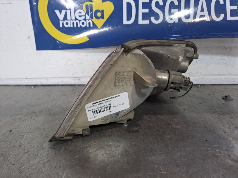 Recambio de piloto delantero derecho para saab 9-3 berlina 2.2 s tid referencia OEM IAM   
