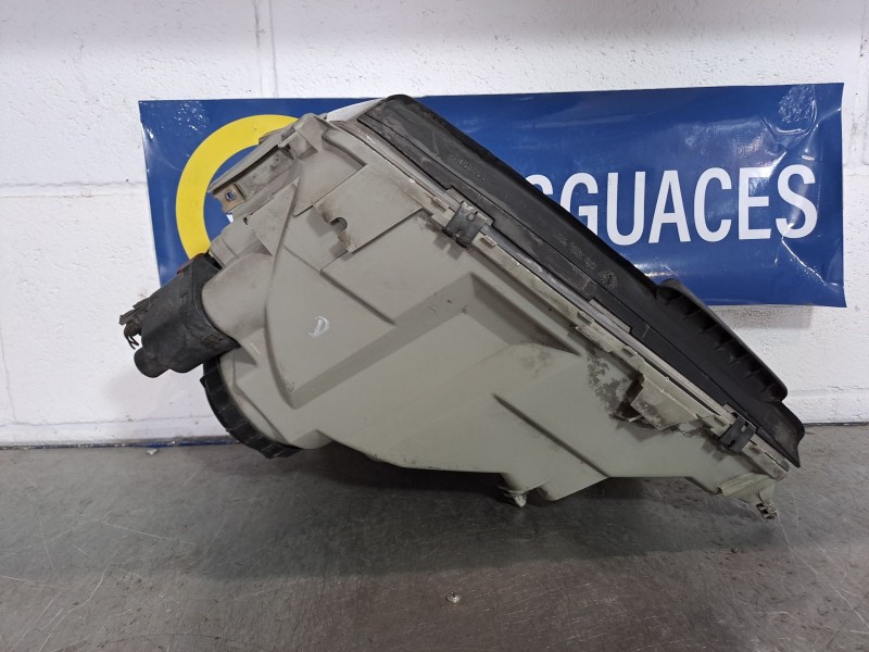 Recambio de faro derecho para saab 9-3 berlina 2.2 s tid referencia OEM IAM   