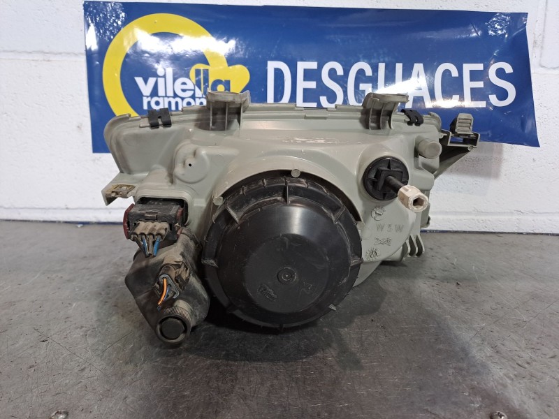 Recambio de faro izquierdo para saab 9-3 berlina 2.2 s tid referencia OEM IAM   
