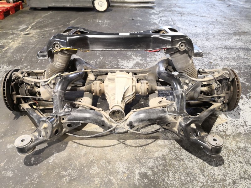 Recambio de puente trasero para volkswagen touareg (7la) tdi v10 | 11.02 - 12.06 referencia OEM IAM   