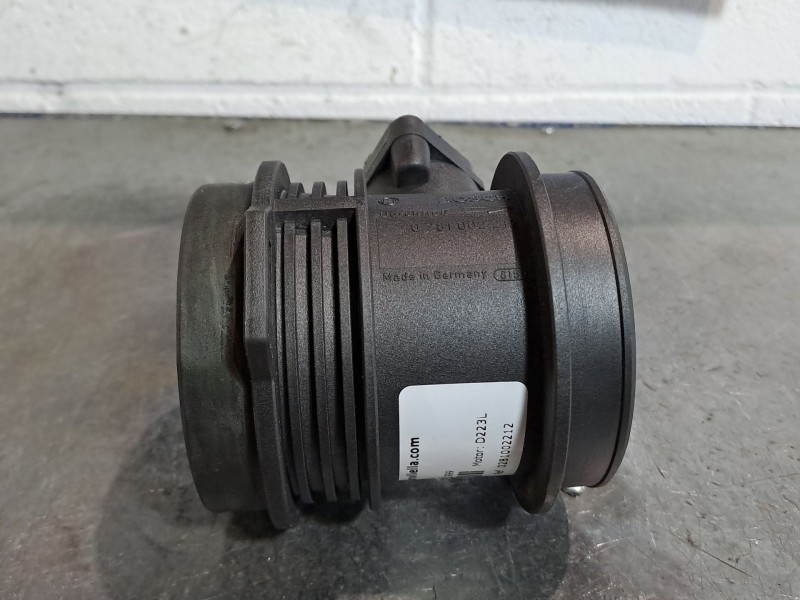 Recambio de caudalimetro para saab 9-3 berlina 2.2 s tid referencia OEM IAM 0281002212  