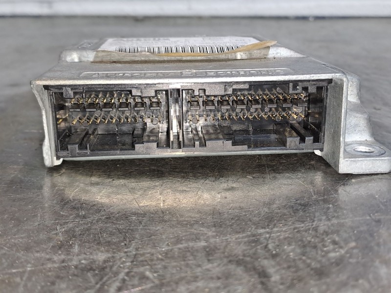 Recambio de centralita airbag para citroen c4 berlina 1.6 16v hdi referencia OEM IAM 603726100 967358180 