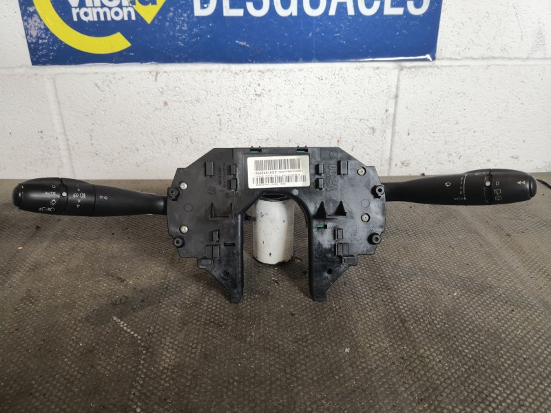 Recambio de mando luces para citroen c4 berlina 1.6 16v hdi referencia OEM IAM 96656018XT  