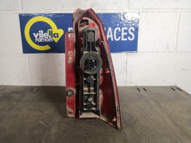 Recambio de piloto trasero izquierdo para ford focus turnier (cak) ambiente | 08.98 - 12.04 ambiente | 08.98 - 12.04 referencia 