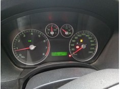 ford focus berlina (cap) del año 2006