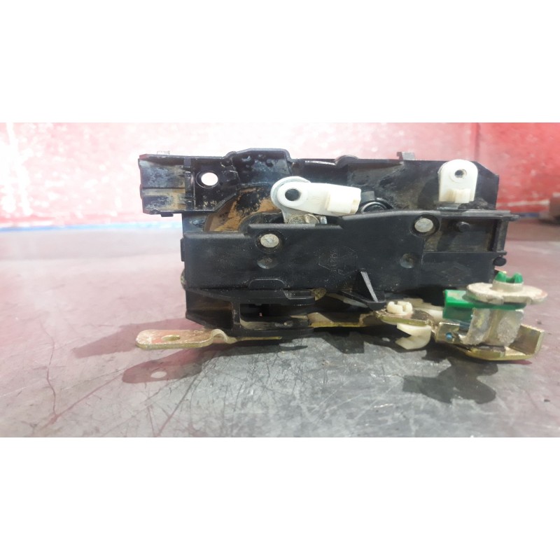 Recambio de cerradura puerta delantera derecha para renault clio i fase i+ii (b/c57) 1.9 d rn (b / c 57 l) | 01.91 - 12.98 1.9 d