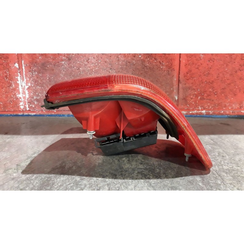 Recambio de piloto trasero derecho para audi 80/90 (811/813/853)  | 0.84 - ...  | 0.84 - ... referencia OEM IAM   