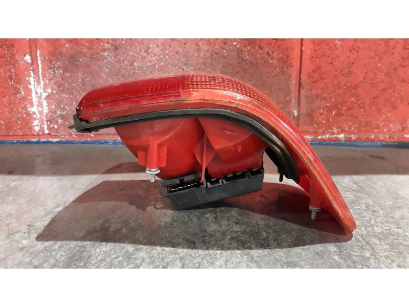 Recambio de piloto trasero derecho para audi 80/90 (811/813/853)  | 0.84 - ...  | 0.84 - ... referencia OEM IAM   
