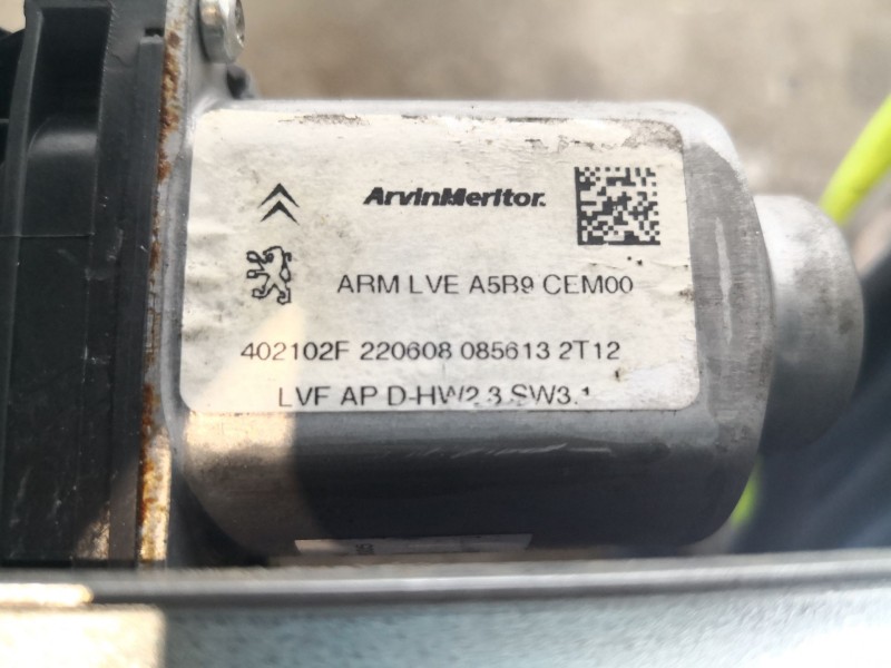 Recambio de elevalunas delantero derecho para citroen berlingo 1.6 hdi 75 x referencia OEM IAM 402102F  