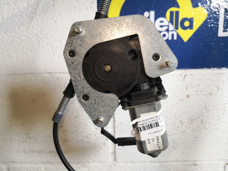 Recambio de elevalunas delantero izquierdo para renault megane coupe alize 1.9dti referencia OEM IAM 2133342  