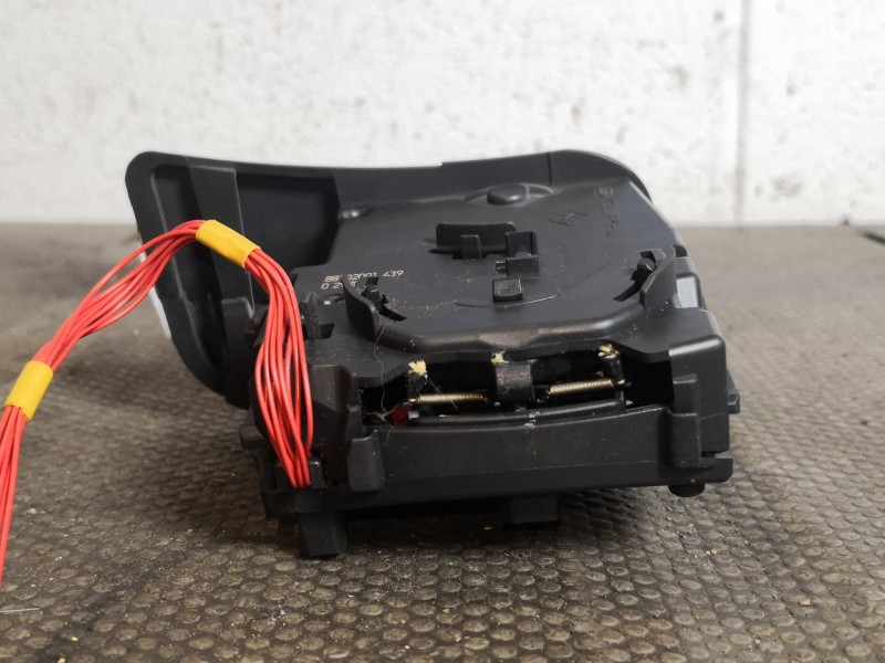 Recambio de mando intermitentes para renault clio iii  | 0.05 - ...  | 0.05 - ... referencia OEM IAM 88102001439  