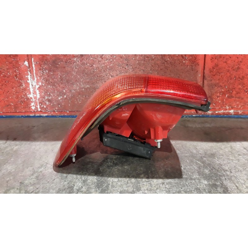 Recambio de piloto trasero derecho para audi 80/90 (811/813/853)  | 0.84 - ...  | 0.84 - ... referencia OEM IAM   