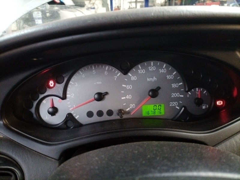 ford focus berlina (cak) 1.6 16v cat | 0.98 - ... del año 2004 ford focus berlina (cak) 1.6 16v cat | 0.98 - ... del año 2004