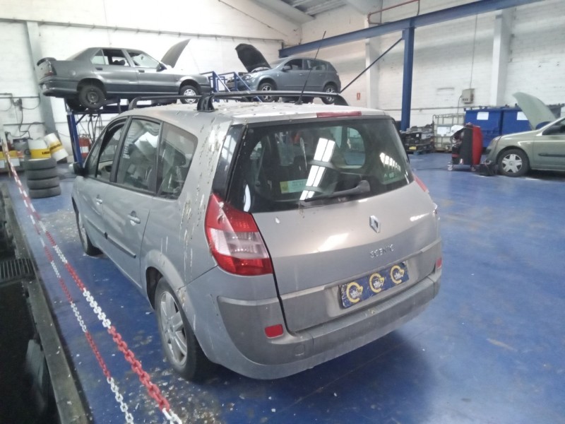 renault scenic ii authentique | 0.03 - ... del año 2004