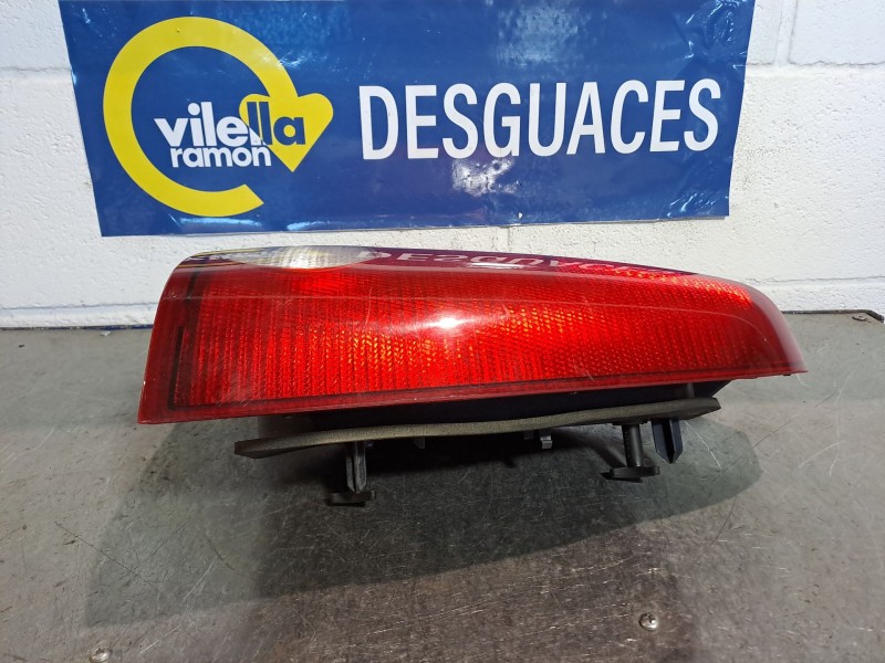Recambio de piloto trasero derecho para dacia logan ambiance referencia OEM IAM 8200211019 89030062 