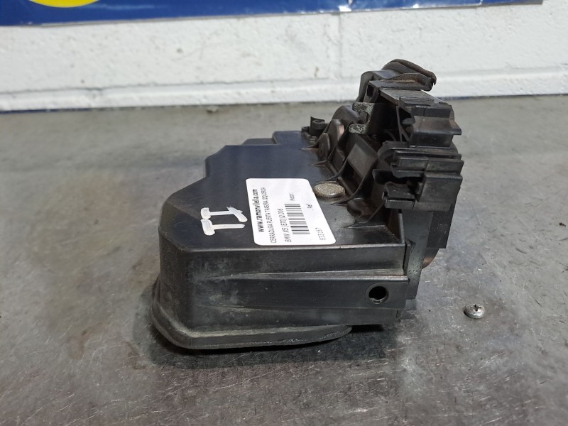 Recambio de cerradura puerta trasera izquierda para bmw x5 (e70) 3.0d referencia OEM IAM 7202147 A046998  Recambio de cerradura puerta trasera izquierda para bmw x5 (e70) 3.0d referencia OEM IAM 7202147 A046998