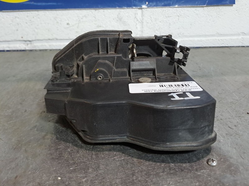 Recambio de cerradura puerta trasera izquierda para bmw x5 (e70) 3.0d referencia OEM IAM 7202147 A046998  Recambio de cerradura puerta trasera izquierda para bmw x5 (e70) 3.0d referencia OEM IAM 7202147 A046998
