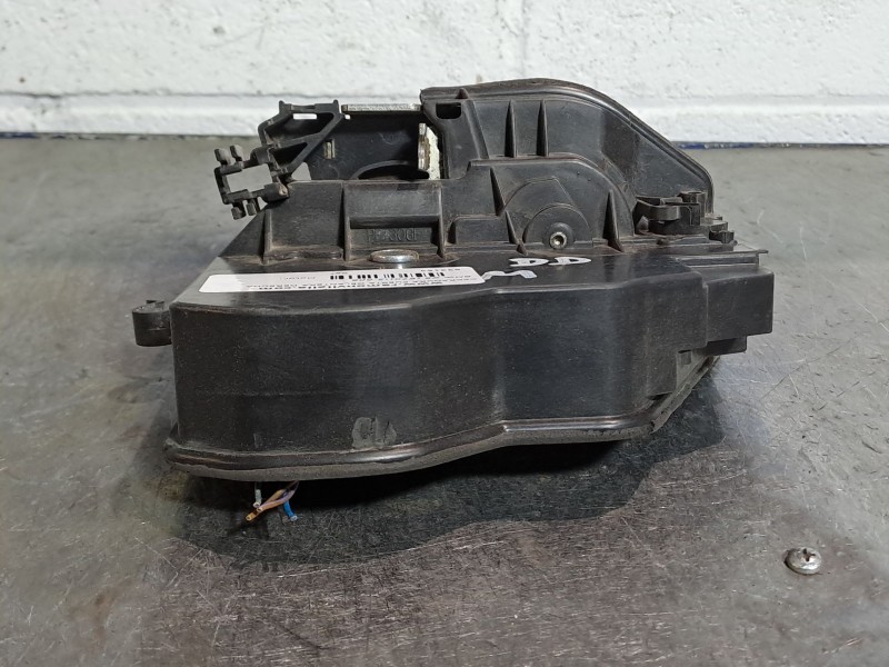 Recambio de cerradura puerta delantera derecha para bmw x5 (e70) 3.0d referencia OEM IAM 7202146 A046998 