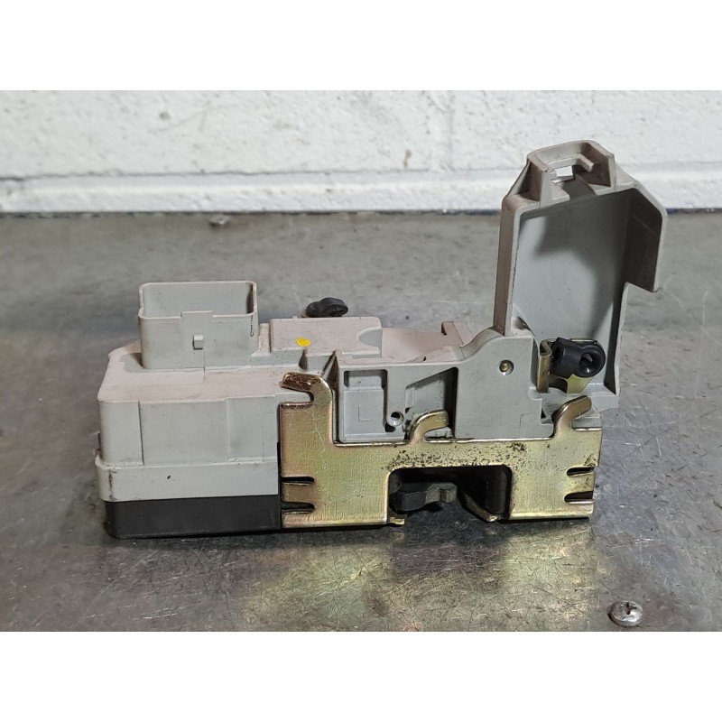 Recambio de cerradura puerta delantera izquierda para peugeot 307 (s1) 1.6 16v cat | 0.01 - 0.05 1.6 16v cat | 0.01 - 0.05 refer