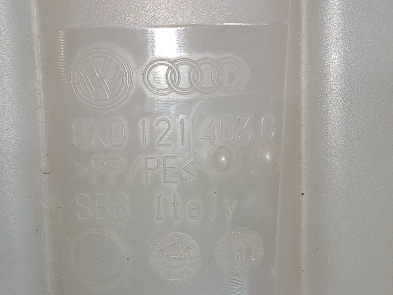 Recambio de deposito expansion para audi a5 2.0 tfsi 211 referencia OEM IAM 8K0121403G  