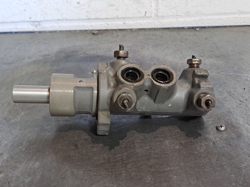 Recambio de bomba freno para ford transit mod. 2000 combi  | ... transit mod. 2000 combi  | ... referencia OEM IAM    Recambio de bomba freno para ford transit mod. 2000 combi  | ... transit mod. 2000 combi  | ... referencia OEM IAM