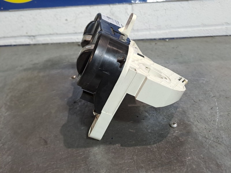 Recambio de mando calefaccion aire acondicionado para nissan qashqai (j10)  | 0.07 - ...  | 0.07 - ... referencia OEM IAM D726   Recambio de mando calefaccion aire acondicionado para nissan qashqai (j10)  | 0.07 - ...  | 0.07 - ... referencia OEM IAM D726