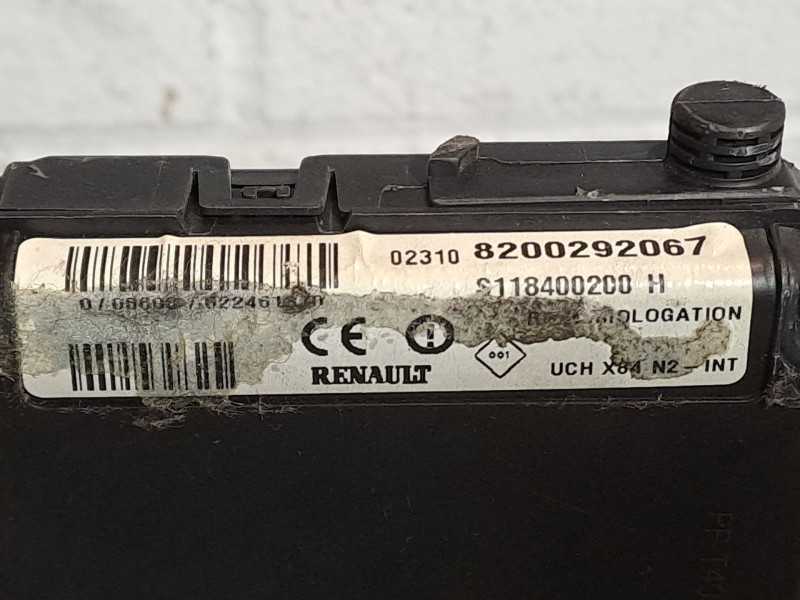 Recambio de centralita uch para renault megane i fase 2 berlina (ba0) 1.9 dci authentique referencia OEM IAM 8200292067  