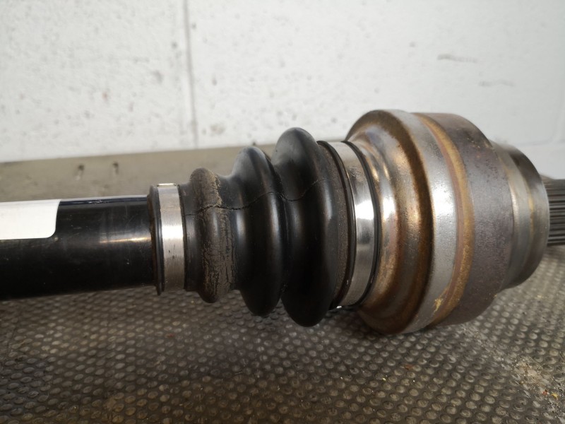 Recambio de transmision trasera izquierda para bmw x5 (e70) 3.0d referencia OEM IAM   